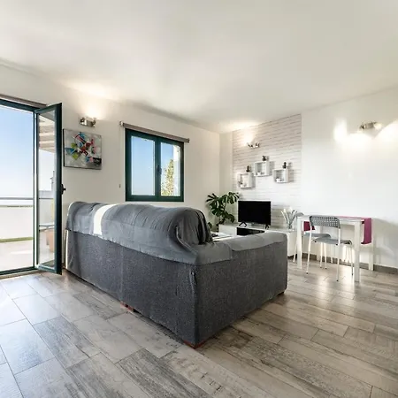 Apartment Vistas
